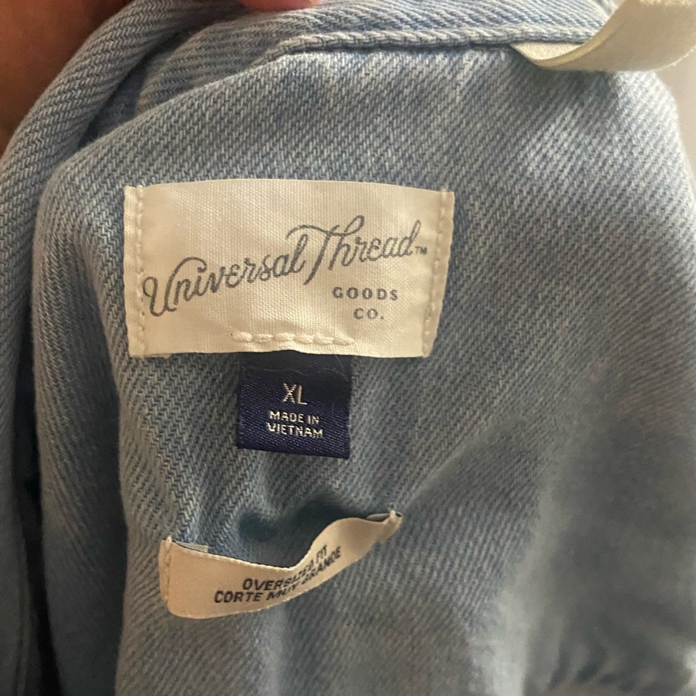 Jean jacket - Picture 2 of 3